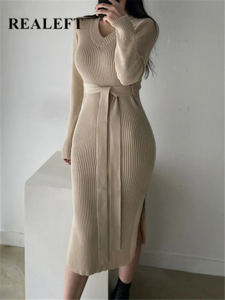 BODYCON KNITTED DRESS